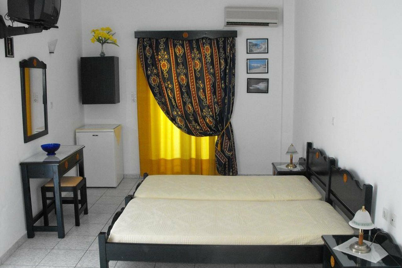 Anna Zisimos Otel Adamantas  Dış mekan fotoğraf
